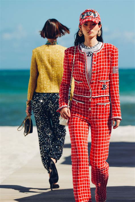 chanel cruise 2022/23 show|Cruise 2022/23 Show .